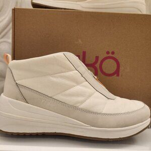 Ryka Gia Puff Booties. NIB. Size 11 Wide